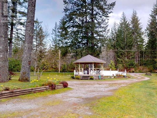 9537 Nassichuk Road, House detached with 4 bedrooms, 2 bathrooms and 8 parking in Powell River C BC | Image 79