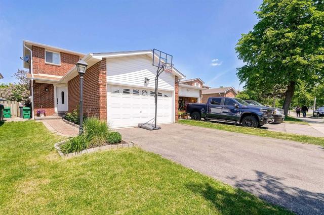 59 Ecclestone Dr, House detached with 3 bedrooms, 2 bathrooms and 4 parking in Brampton ON | Image 34