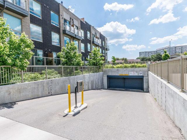 3 - 12 Applewood Lane, Townhouse with 3 bedrooms, 3 bathrooms and 1 parking in Toronto ON | Image 30