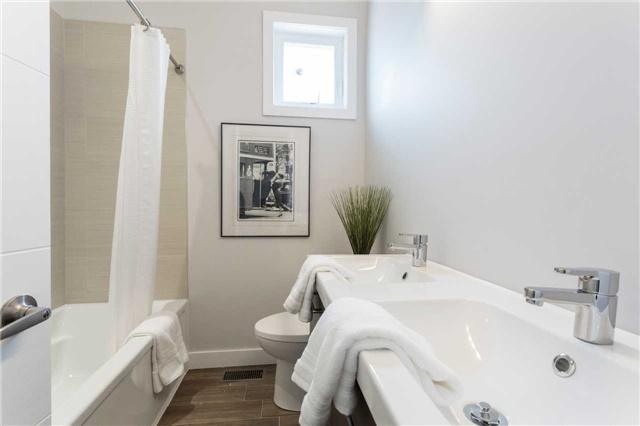 82 Lesmount Ave, House detached with 3 bedrooms, 4 bathrooms and 1 parking in Toronto ON | Image 14