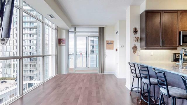 920 - 1185 The Queensway Ave, Condo with 2 bedrooms, 2 bathrooms and 1 parking in Toronto ON | Image 2