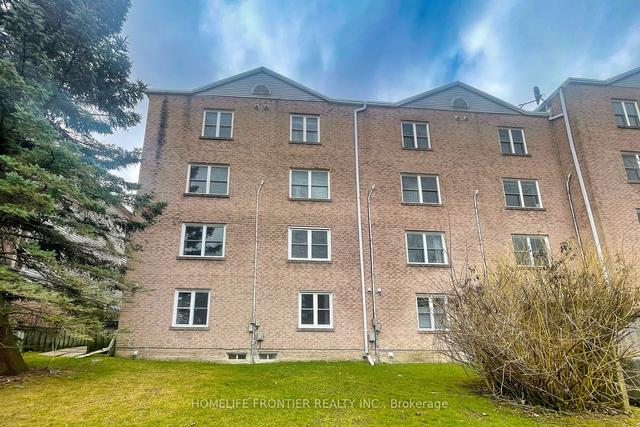 24 - 115 Main St S, Townhouse with 2 bedrooms, 2 bathrooms and 1 parking in Newmarket ON | Image 15
