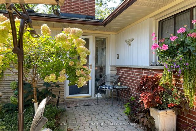179 Sweeney Dr, House detached with 3 bedrooms, 3 bathrooms and 6 parking in Toronto ON | Image 34