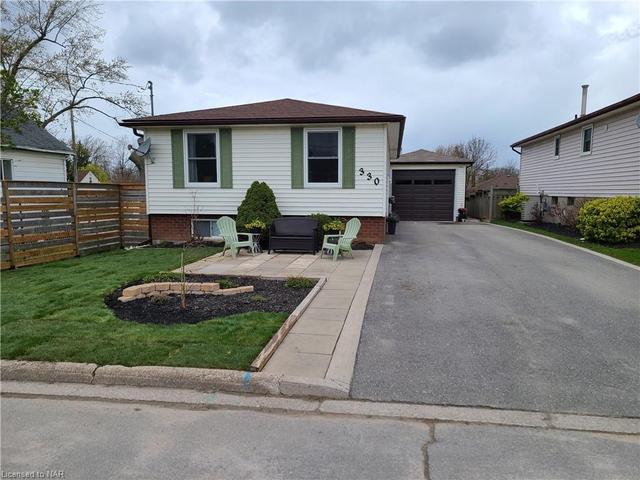 330 Emerick Avenue, House detached with 4 bedrooms, 1 bathrooms and 4 parking in Fort Erie ON | Image 1