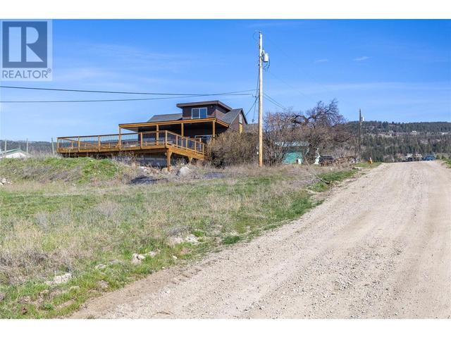 4451 Black Road, Home with 2 bedrooms, 3 bathrooms and null parking in Central Okanagan BC | Image 86