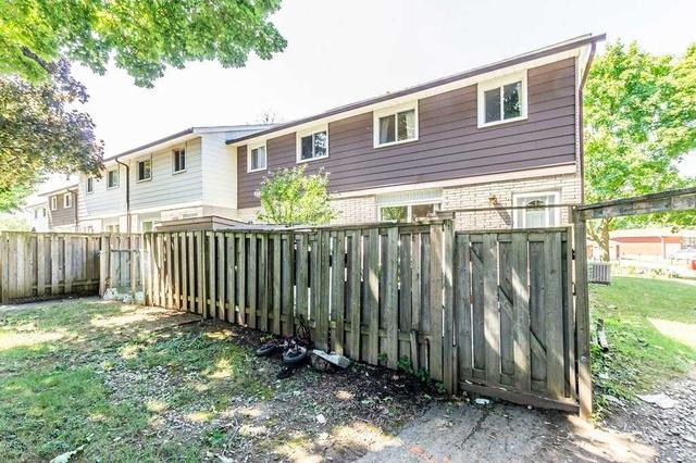 14 - 82 Riverdale Dr, Townhouse with 4 bedrooms, 2 bathrooms and 1 parking in Hamilton ON | Image 17