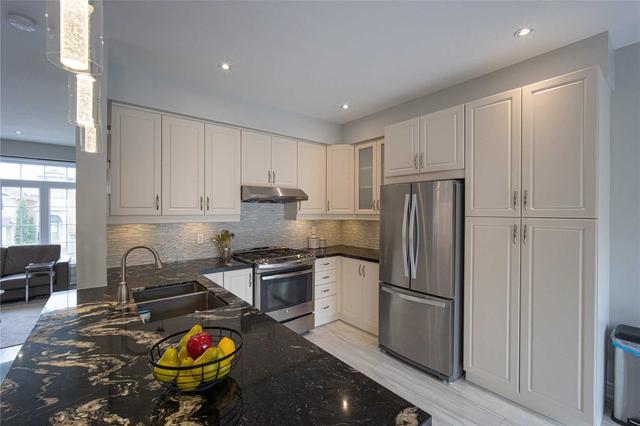 287 Harbord St, House detached with 4 bedrooms, 4 bathrooms and 4 parking in Markham ON | Image 20