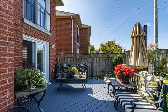2076 Erin Gate Blvd, House semidetached with 3 bedrooms, 3 bathrooms and 4 parking in Pickering ON | Image 29