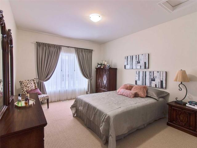 29 Muzzo Dr, Condo with 2 bedrooms, 3 bathrooms and 2 parking in Brampton ON | Image 14