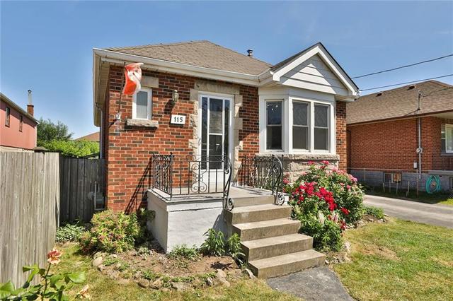 115 Walter Avenue S, House detached with 4 bedrooms, 2 bathrooms and 4 parking in Hamilton ON | Image 2