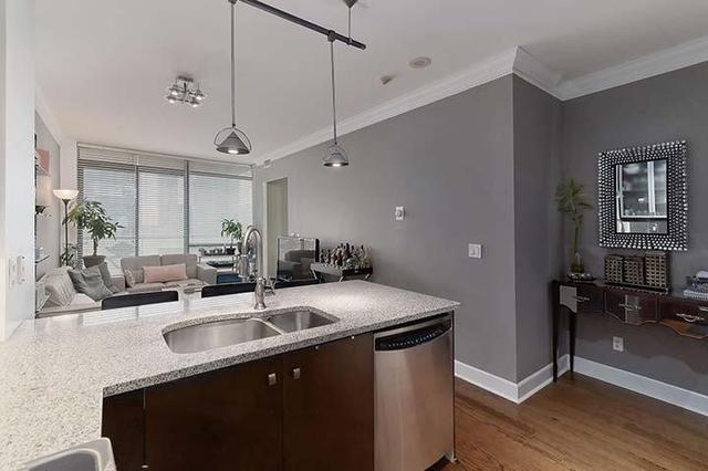 1013 - 438 King St, Condo with 1 bedrooms, 2 bathrooms and 1 parking in Toronto ON | Image 4