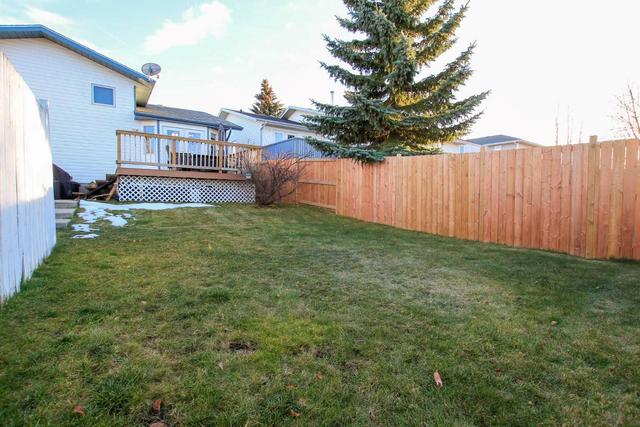 18 Eakins Crescent, House detached with 5 bedrooms, 3 bathrooms and 2 parking in Red Deer AB | Image 43