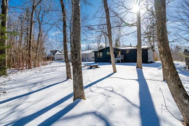 1803 Tiny Beaches Rd N, House detached with 3 bedrooms, 1 bathrooms and 5 parking in Tiny ON | Image 19