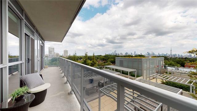 807 - 501 St. Clair Ave W, Condo with 2 bedrooms, 2 bathrooms and 2 parking in Toronto ON | Image 5