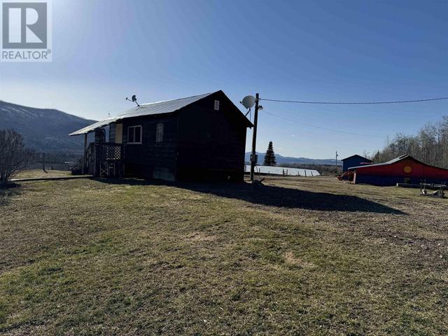 10893 Nithi Road, House detached with 0 bedrooms, 1 bathrooms and null parking in Bulkley Nechako D BC | Image 32