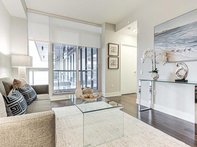 607 - 30 Roehampton Ave, Condo with 1 bedrooms, 1 bathrooms and 0 parking in Toronto ON | Image 6