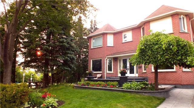 7 Brookbank Crt, House detached with 5 bedrooms, 5 bathrooms and 6 parking in Brampton ON | Image 3