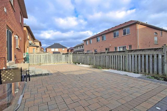 57 Octillo Blvd, House detached with 4 bedrooms, 5 bathrooms and 6 parking in Brampton ON | Image 24