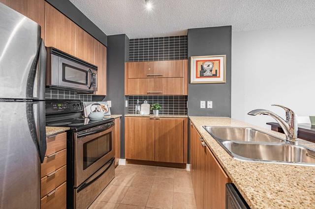 308 - 11 Brunel Crt, Condo with 1 bedrooms, 1 bathrooms and 1 parking in Toronto ON | Image 6