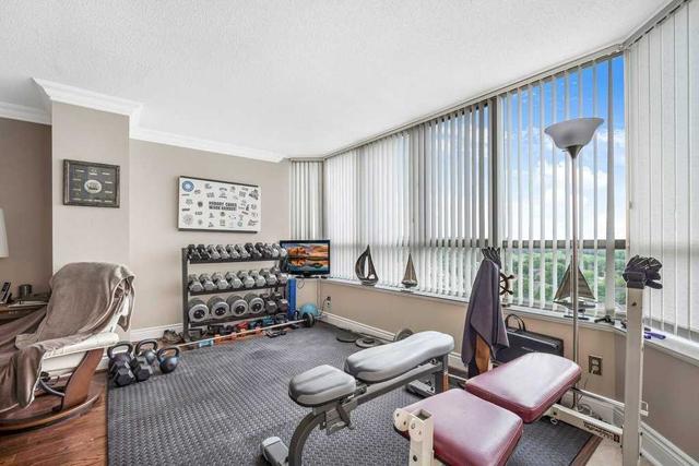 1410 - 33 Weldrick Rd E, Condo with 2 bedrooms, 2 bathrooms and 1 parking in Richmond Hill ON | Image 5