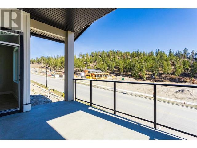 3438 Hilltown Close, House detached with 3 bedrooms, 3 bathrooms and 4 parking in Kelowna BC | Image 17