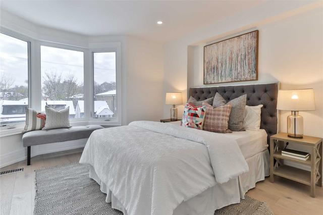 343 Highfield Rd, House detached with 4 bedrooms, 5 bathrooms and 1 parking in Toronto ON | Image 8