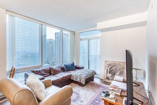 2005 - 10 York St, Condo with 2 bedrooms, 2 bathrooms and 1 parking in Toronto ON | Image 18
