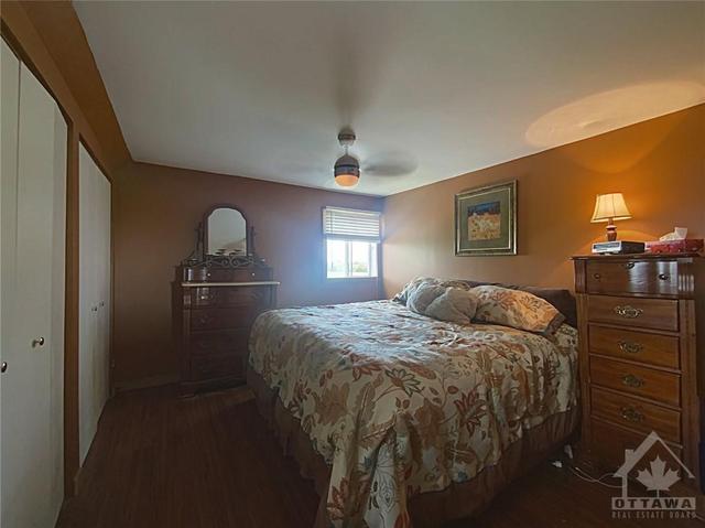 1616 Ste Catherine Road, House detached with 2 bedrooms, 2 bathrooms and 10 parking in Russell ON | Image 14