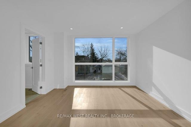 100 Lake Cres N, House detached with 4 bedrooms, 4 bathrooms and 3 parking in Toronto ON | Image 22