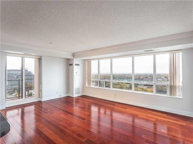 lph2 - 1 Clairtrell Rd, Condo with 2 bedrooms, 2 bathrooms and 1 parking in Toronto ON | Image 13