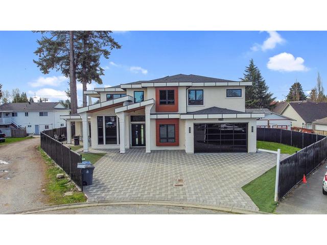 13194 72b Avenue, House detached with 8 bedrooms, 5 bathrooms and 8 parking in Surrey BC | Image 1