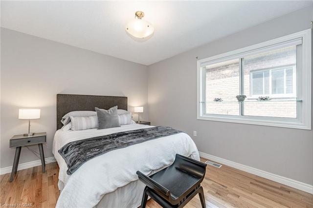 78 Parkside Drive, House detached with 3 bedrooms, 2 bathrooms and 2 parking in Guelph ON | Image 12
