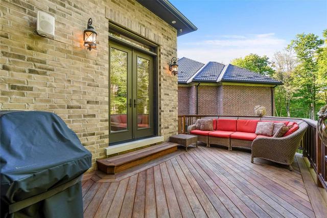 25 Sifton Crt, House detached with 4 bedrooms, 8 bathrooms and 9 parking in Toronto ON | Image 29