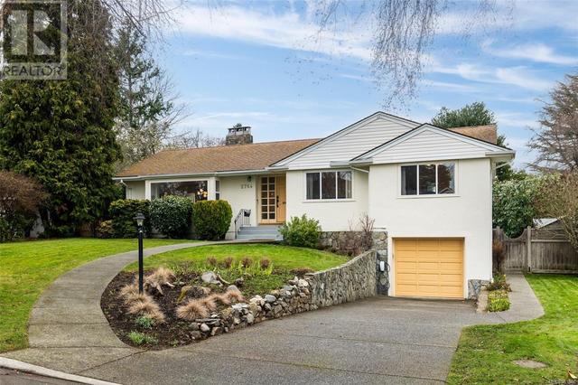 2764 Dorset Rd, House detached with 3 bedrooms, 2 bathrooms and 2 parking in Oak Bay BC | Image 40