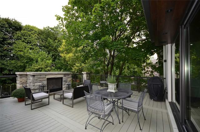 215 Forest Hill Rd, House detached with 3 bedrooms, 5 bathrooms and 3 parking in Toronto ON | Image 28