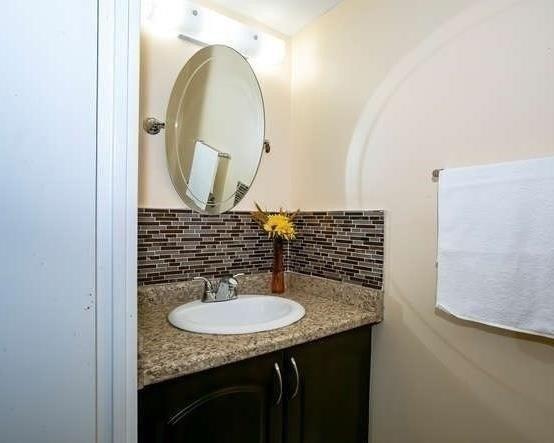 409 - 21 Knightsbridge Rd, Condo with 3 bedrooms, 2 bathrooms and 1 parking in Brampton ON | Image 13