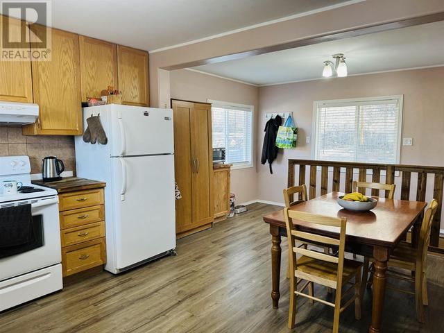 1715 Renner Road, House detached with 3 bedrooms, 2 bathrooms and null parking in Williams Lake BC | Image 5