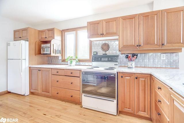 2376 Line 7 N, House detached with 2 bedrooms, 2 bathrooms and 12 parking in Oro Medonte ON | Image 7