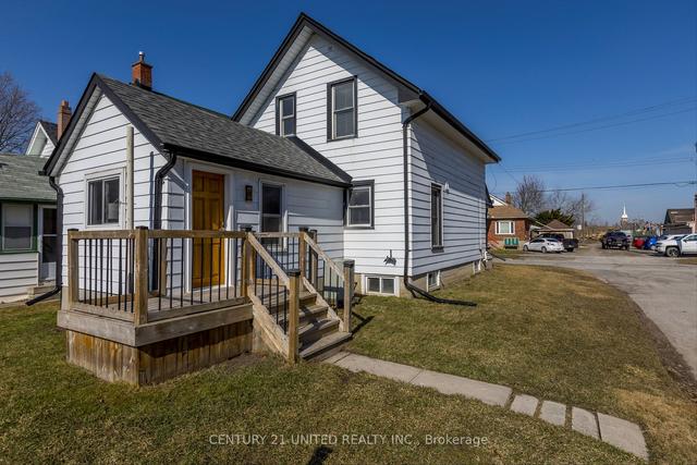 307 Mcgill St, House detached with 3 bedrooms, 1 bathrooms and 2 parking in Peterborough ON | Image 21