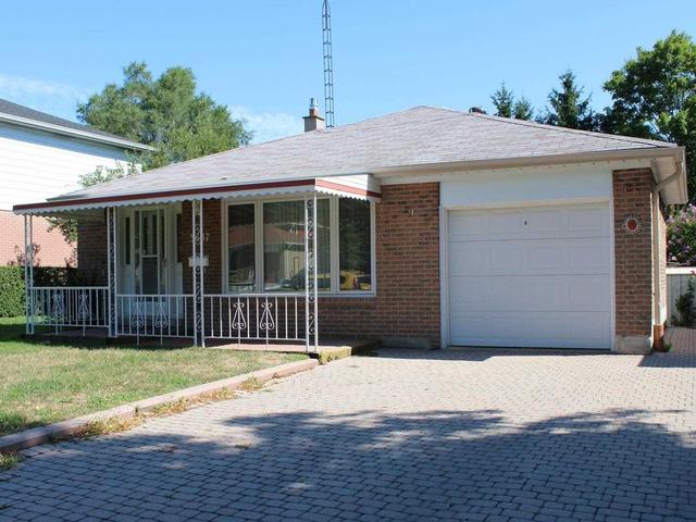 3637 Chiplow Rd, House detached with 4 bedrooms, 2 bathrooms and 3 parking in Mississauga ON | Image 1