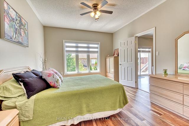 126 Woodbury Cres, House detached with 3 bedrooms, 3 bathrooms and 3 parking in Newmarket ON | Image 4