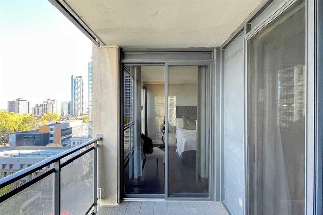 1001 - 18 Hollywood Ave, Condo with 2 bedrooms, 2 bathrooms and 2 parking in Toronto ON | Image 28