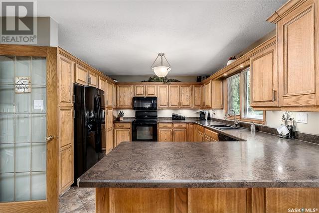 1629 Marshal Crescent, House detached with 4 bedrooms, 3 bathrooms and null parking in Moose Jaw SK | Image 12