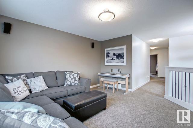 2108 Blue Jay Pt Nw, House detached with 3 bedrooms, 3 bathrooms and null parking in Edmonton AB | Card Image