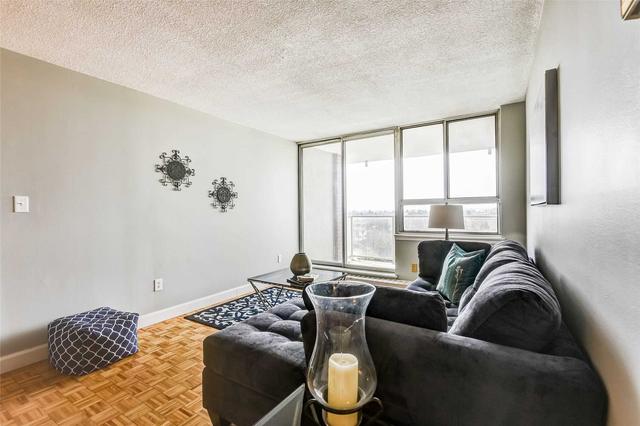 703 - 100 Wingarden Crt, Condo with 2 bedrooms, 2 bathrooms and 1 parking in Toronto ON | Image 9