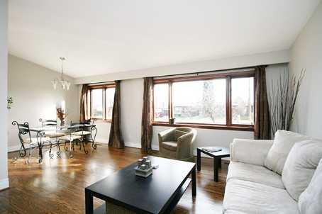 356 Painted Post Dr, House detached with 3 bedrooms, 2 bathrooms and 4 parking in Toronto ON | Image 2