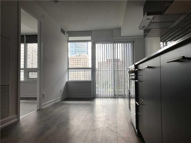 1001 - 365 Church St, Condo with 1 bedrooms, 1 bathrooms and null parking in Toronto ON | Image 8