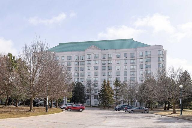706 - 2628 Mccowan Rd, Condo with 3 bedrooms, 2 bathrooms and 2 parking in Toronto ON | Card Image