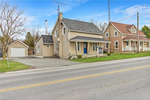 3041 Highway 41, House detached with 2 bedrooms, 1 bathrooms and 7 parking in Greater Napanee ON | Image 23