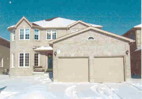 40 Honey Cres, House detached with 4 bedrooms, 3 bathrooms and 4 parking in Barrie ON | Image 1